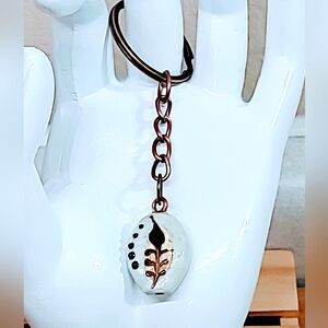 BOHO HAND CRAFTED POTTERY BEAD HAND PAINTED ON ANTIQUED COPPER KEYCHAIN
